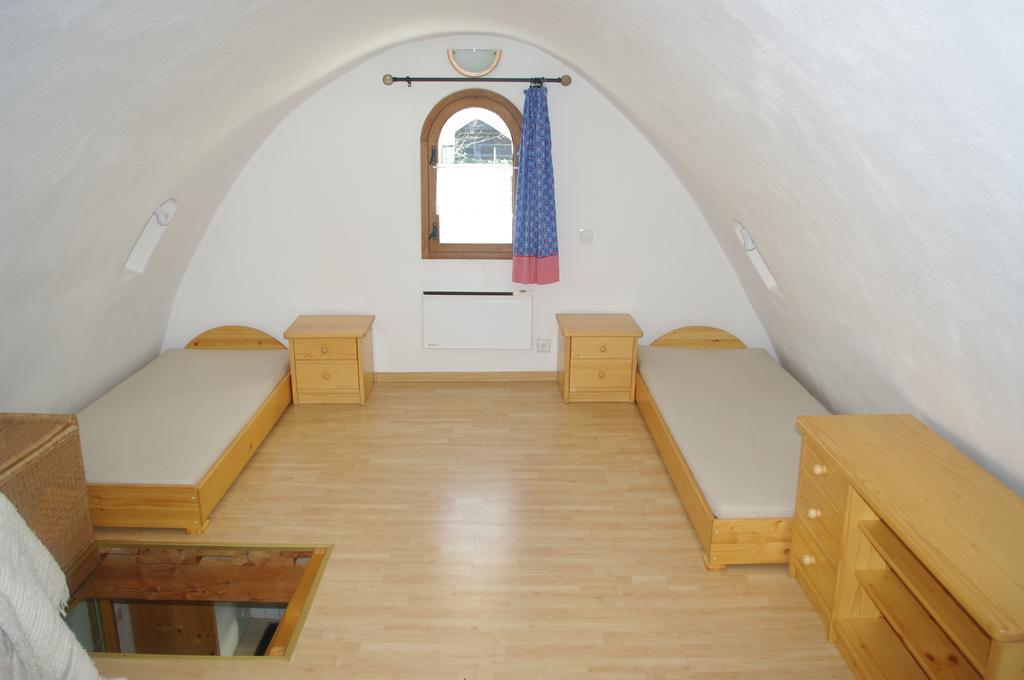 Syparne Guest House ลิปโตว์สกียาน ห้อง รูปภาพ